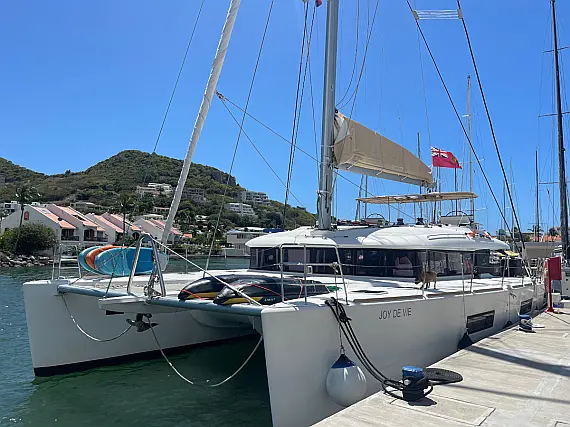 Lagoon 620