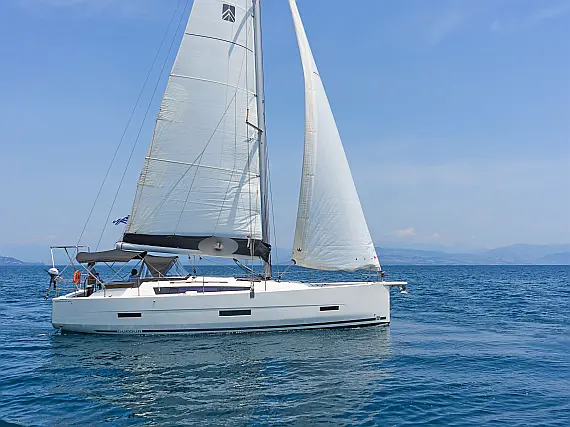 Dufour 430