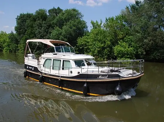Linssen Sturdy 320