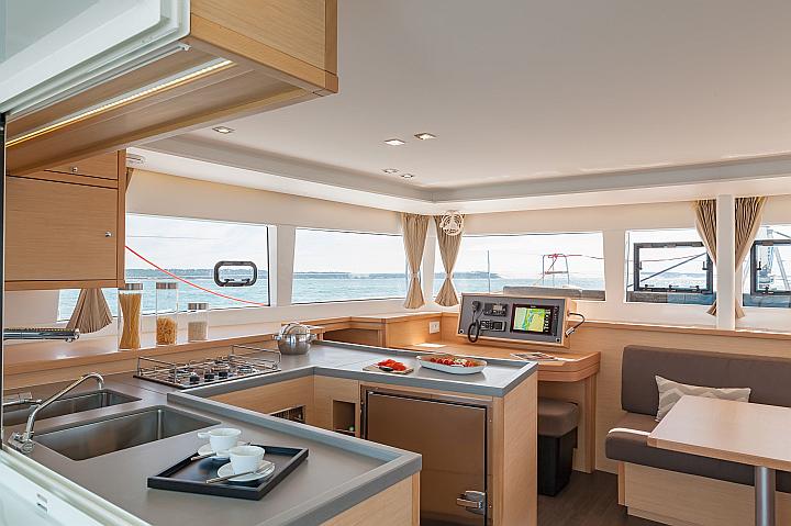 Lagoon 450 Sport - 